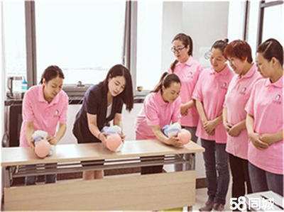 月嫂育兒嫂催乳師百萬保險保障可調換人初級、中級、高級育嬰師服務