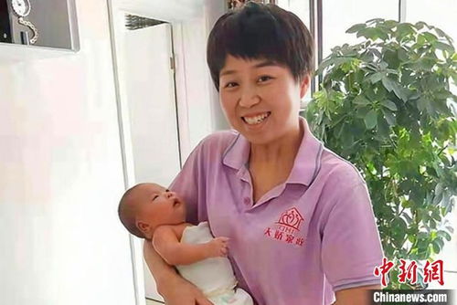 訪全國優(yōu)秀農(nóng)民工趙玉鳳 看 金牌月嫂 的華麗逆襲